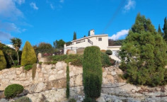5 bedroom unfurnished house with swimming pool for sale in Kamares