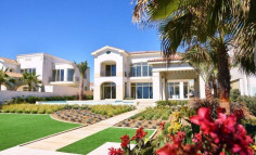 Luxury 5 bedroom house with swimming pool for sale in Perivolia