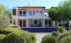Luxury 5 bedroom house with swimming pool for sale in Aphrodite Hills