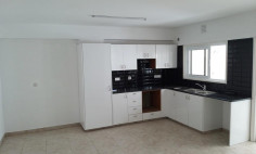 3 bedroom (+ office) apartment, fully renovated in Drosia, Larnaca 