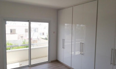 3 bedroom (+ office) apartment, fully renovated in Drosia, Larnaca 