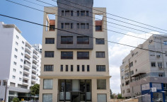 Commercial for sale in Agioi Omologites