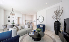 Luxury 2 bedroom seafront apartment in Neapolis, Limassol 