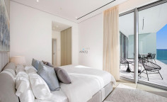 Luxury 2 bedroom seafront apartment in Neapolis, Limassol 