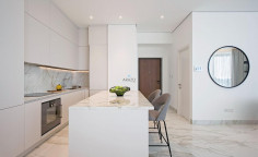 Luxury 2 bedroom seafront apartment in Neapolis, Limassol 