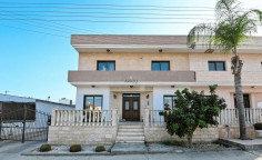 Spacious 3 bedroom house for sale in Ormideia