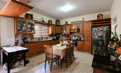 Spacious 3 bedroom house for sale in Ormideia