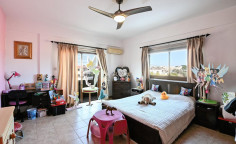 Spacious 3 bedroom house for sale in Ormideia