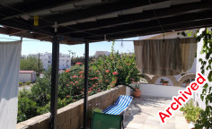 A multi-section property for sale consisting of a variety of living quarters on a total plot of 628m2
