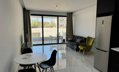 Spacious 2 bedroom furnished apartment with swimming pool to rent in Livadia