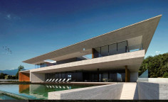Luxury detached villa in Ayios Tychonas, Limassol 