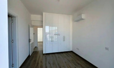 2 bedroom house with swimming pool for sale in Livadia
