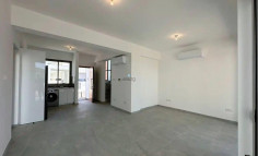 2 bedroom house with swimming pool for sale in Livadia