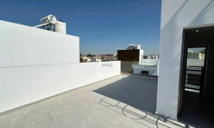 2 bedroom house with swimming pool for sale in Livadia