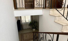 4 bedroom house in Dekelia only 350 m from the sea 