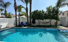 4 bedroom house in Dekelia only 350 m from the sea 