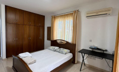 4 bedroom house in Dekelia only 350 m from the sea 