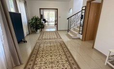 4 bedroom house in Dekelia only 350 m from the sea 