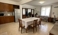 4 bedroom house in Dekelia only 350 m from the sea 