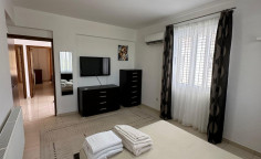 4 bedroom house in Dekelia only 350 m from the sea 