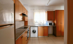 3 bedroom furnished apartment to rent in Sotiros