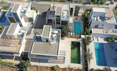 Large 3 bedroom furnished villa with swimming pool for sale in Protaras