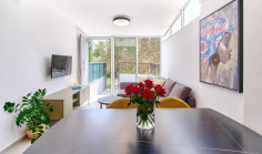 2 bedroom ground floor apartment 350m from the sea 