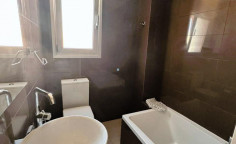 3 bedroom furnished apartment with swimming pool to rent in Mesa Geitonia