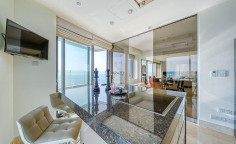 Sea view apartment in Ayios Tychonas, Limassol 