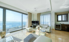 Sea view apartment in Ayios Tychonas, Limassol 