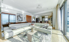 Sea view apartment in Ayios Tychonas, Limassol 