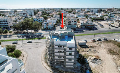 Luxury 2 bedroom apartment for sale in Kamares