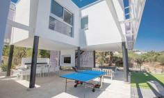 Stunning modern 6 bedroom villa, Cape Greco 