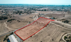 Residential 26675 m2 for sale in Oroklini, Larnaca