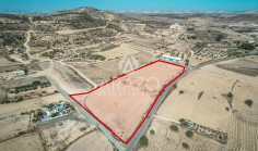 Residential 26675 m2 for sale in Oroklini, Larnaca