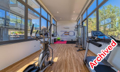 Modern three bedroom apartment with pool in Mesa Geitonia 
