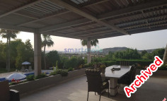 6 bedroom mansion with guest house 