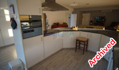 6 bedroom mansion with guest house 