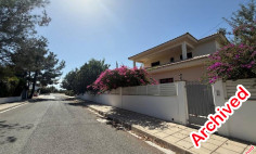 Spacious 5 bedroom house for sale in Engomi