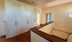 Spacious 5 bedroom house for sale in Engomi