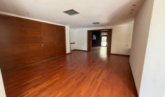 Spacious 5 bedroom house for sale in Engomi