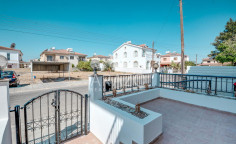 4 bedroom unfurnished house to rent in Livadia