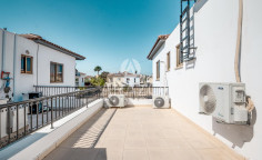 4 bedroom unfurnished house to rent in Livadia
