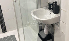 Luxury 2 bedroom furnished apartment to rent in Mackenzie Beach