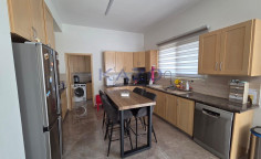 Spacious three plus one bedroom house in peaceful Trachoni Spacious three plus one bedroom house in peaceful Trachoni