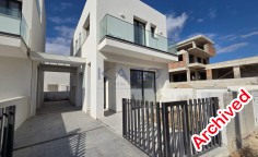 Modern unfurnished detached house with 3 bedrooms 
