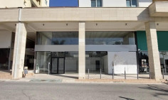 Spacious commercial to buy in Aglantzia