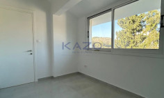 Three bedroom apartment sea view in Parekklisia 
