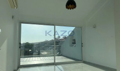 Three bedroom apartment sea view in Parekklisia 