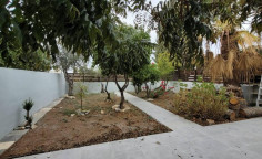 For sale: 4 bedroom house in Dekelia with big plot 
